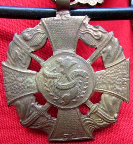  Vietnam War, Vietnamese Cross of Gallantry, In Country Mfg. — image 5