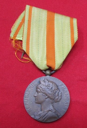  French WWII POW Escapee Medal, Medaille Des Evades — image 2