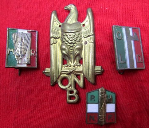  Italian WWII Insignia & Badge Lot, 4 Pcs — image 2