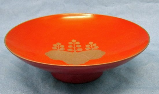  Japanese Meiji Era, Red Lacquered Sake Cup — image 4