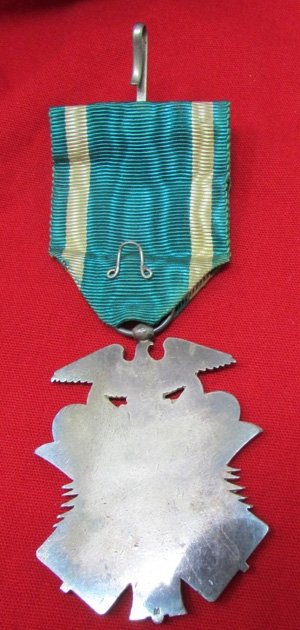  Japanese WWII, 6th Class Order of the Golden Kite, Cased — image 5