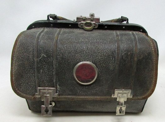  US 19th Century Doctor's Medical Bag & Tools, Patent Date 1871 — image 2