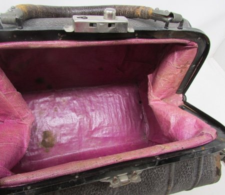  US 19th Century Doctor's Medical Bag & Tools, Patent Date 1871 — image 6