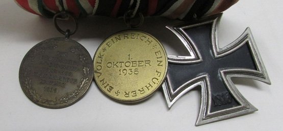 German WWII 3 Place Medal Bar, EK2, Austrian Anschluss & Return of  Memel Medal — image 4