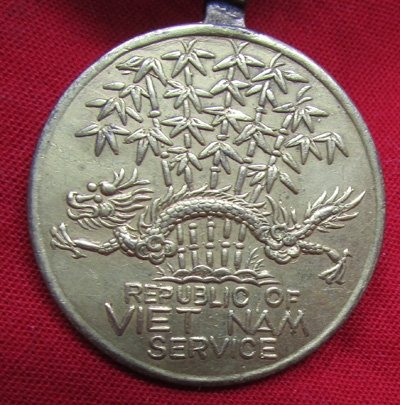  US Vietnam War Campaign Medal, In Country Mfg — image 3