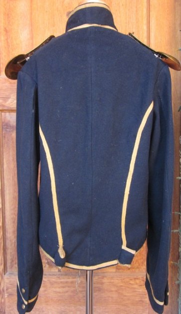  US Civil War, Cavalry Enlisted Shell Jacket & Shoulder Scales, Cincinnati Depot, Size 3 — image 3