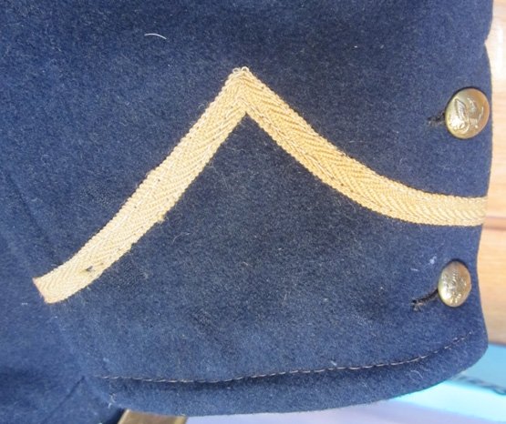  US Civil War, Cavalry Enlisted Shell Jacket & Shoulder Scales, Cincinnati Depot, Size 3 — image 6