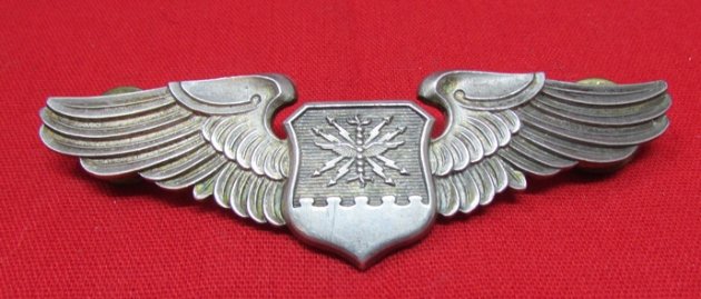  US Cold War  Era, USAF Navigator Wings, Balfour Mfg, Sterling , Clutchback — image 2