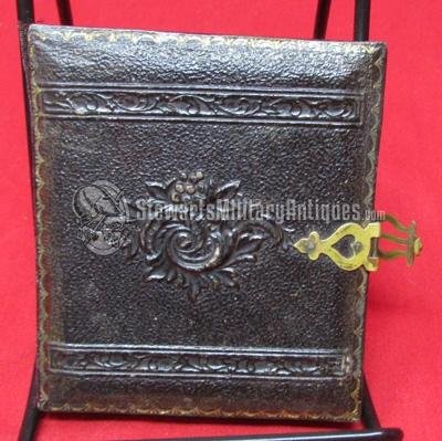  US Civil War Era Cased 6th Plate Tintype, Young Girl Holding An Image — image 2