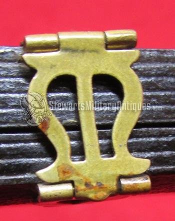  US Civil War Era Cased 6th Plate Tintype, Young Girl Holding An Image — image 7