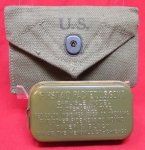 US WWII Canvas Bandage Pouch & Carlisle Bandage