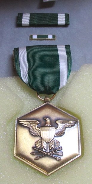  US Cold War Era Navy & Marine Corps Commendation Medal, Case & Storage Box — image 4