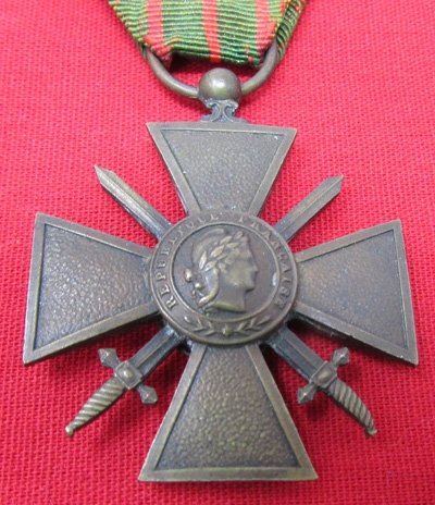  French WWI, Croix de Guerre, 1914-1915 Reverse — image 3