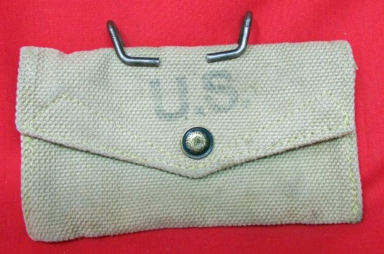  US WWII British Made Carlisle Bandage Pouch — image 2