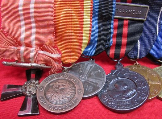  Finnish-German-Hungarian, WWI-WWII, 9 Place Medal Bar — image 3