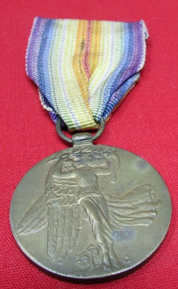  Czech WWI Victory Medal, Official, Type 2 — image 2