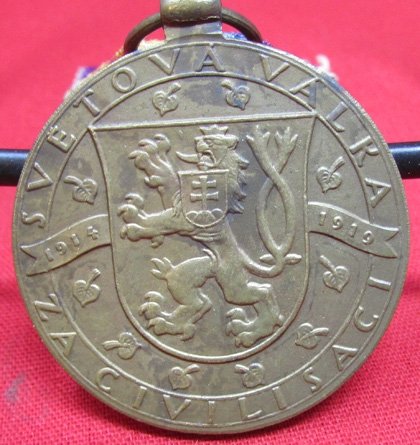  Czech WWI Victory Medal, Official, Type 2 — image 4