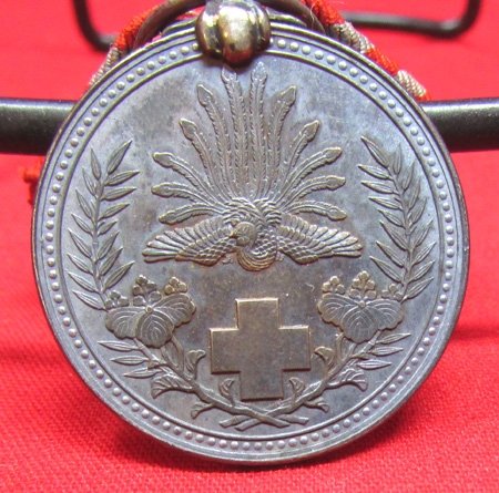  Japanese WWII Red Cross Medal, Silver — image 3