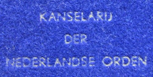  Dutch Post WWII, Silver Medal & Miniature, Order of Orange-Nassau, Boxed — image 3