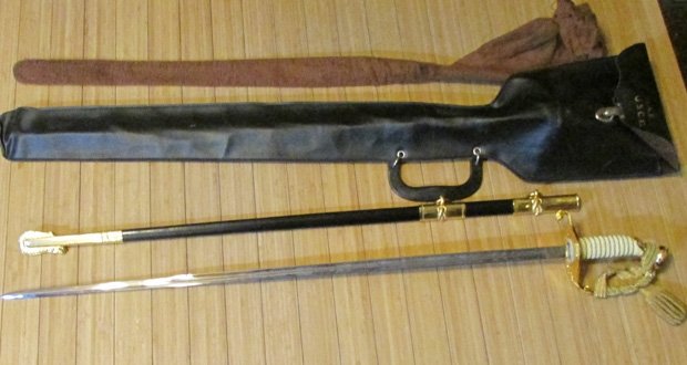  US Current Era US Coast Guard Officers Sword and Carrier, Triple Etched Blade — image 3
