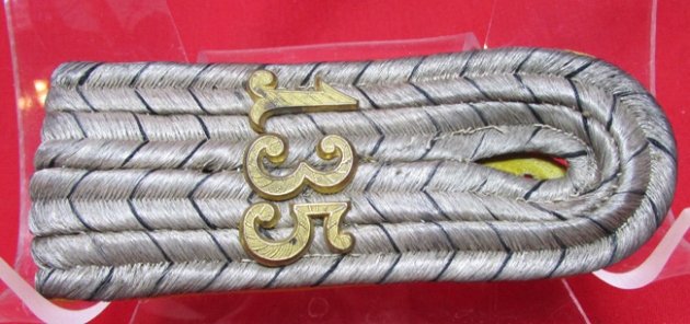  German WWI Prussian Officers Shoulder Strap, IR 135 — image 2