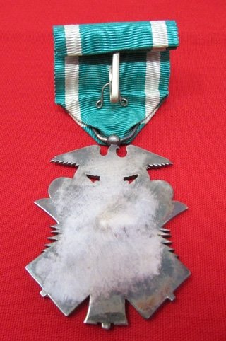  Japanese WWII, 7th Class Order of the Golden Kite, Cased — image 5