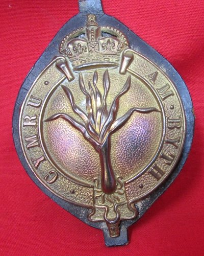  British Pre WWII Welsh Guards Martingale Badge — image 2