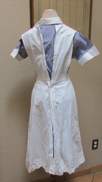  US Korean War Era Flight Nurse Uniform, Dress and Apron — image 4