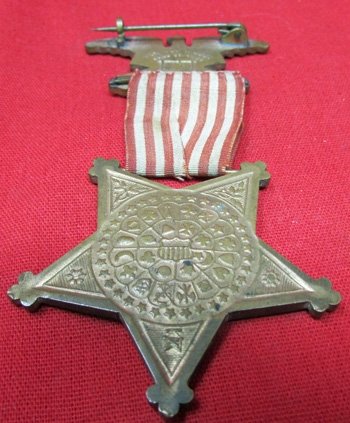  US Post Civil War, GAR Membership Medal, Edge Numbered — image 5