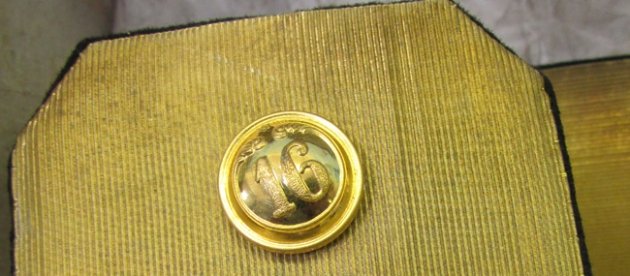  French 2nd Empire Era Company Grade Officer Epaulettes, Cased — image 5