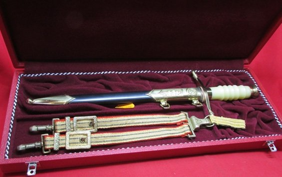  East German, Cold War, Army General Officer Dagger & Hangers, Fitted Case — image 2