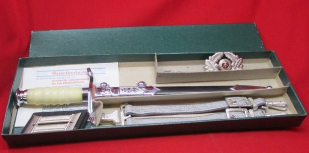  East German Cold War Army-Air Force Officers Dagger Set in Box — image 2