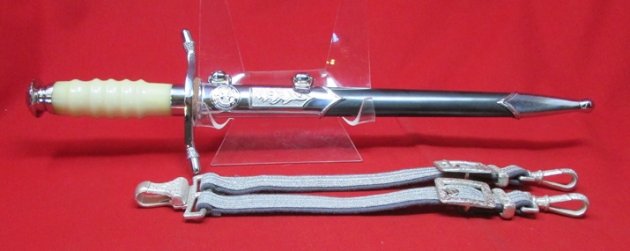  East German Cold War Army-Air Force Officers Dagger Set in Box — image 5