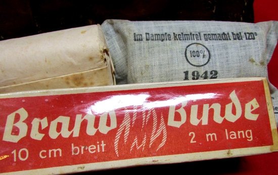  German WWII Medic Pouch with Contents, 1935 — image 8