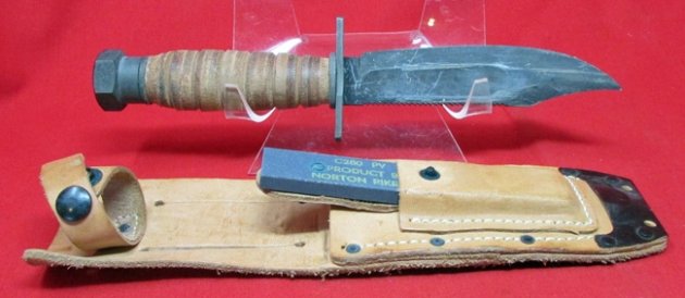 US Vietnam War Era, USAF Pilots Survival Knife, Camillus, 10-1975 — image 3