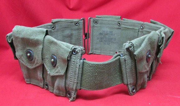  US Korean War Era, Dark OD Canvas 10 Pocket Ammunition Belt — image 4