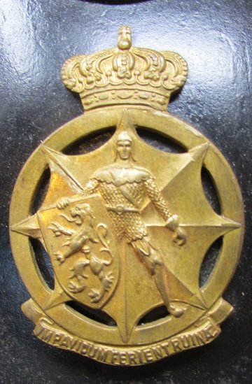  Belgian Post WWII Adrian Helmet, Complete — image 3