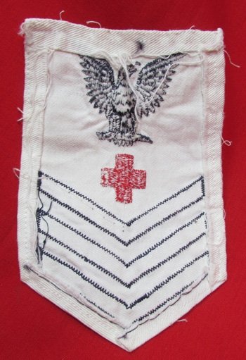  US WWII-Korean War,  US Navy 1st Class Pharmacist Mate Insignia, — image 3