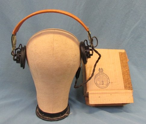  US WWII / Korean War Radio Reciever Headset, Mint — image 2