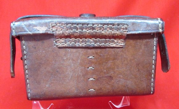  Japanese WWII Type 38 Leather Front Ammo Pouch — image 3