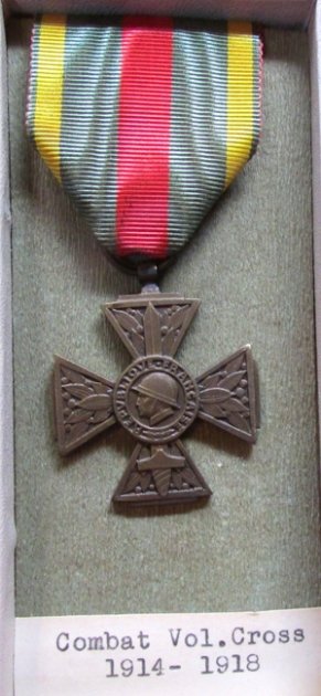  French WWI Combat Volunteer Cross — image 2