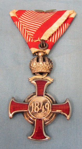  Austrian WWI Era, Silver Merit Medal, Crown & Swords, Star Marked Ring — image 4