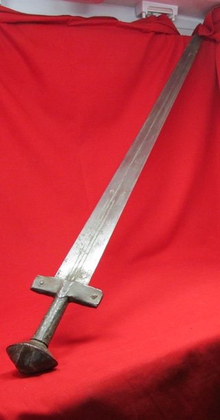  African Late 19th Century Sudanic Kaskara & Scabbard — image 7