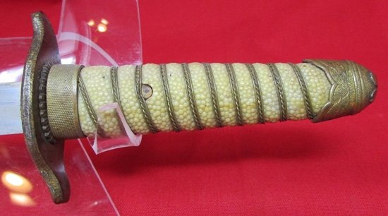  Japanese WWII Imperial Navy Dagger, Wartime Mfg — image 5