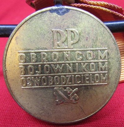  Polish WWII Medal, Warsaw 1939-1945 — image 4