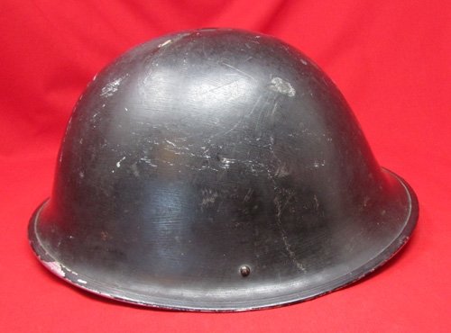  British Korean War Turtle Helmet, Complete — image 3