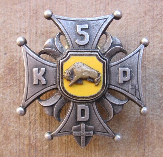  Polish WWII 5th Kresowa Division Badge, Italian Mfg. 800 Silver — image 2