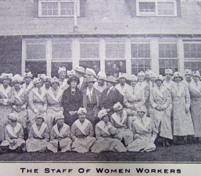  US WWI YMCA Patriotic Postcard, Women Nurses at Victory Hut Battery Park, YMCA — image 4