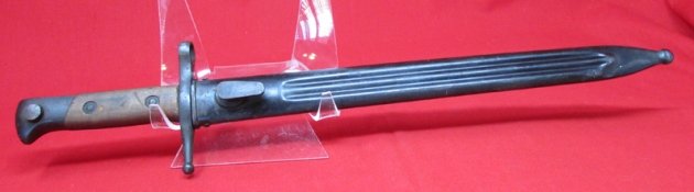  Italian WWII M91 Carcano Bayonet, Fluted Steel Scabbard — image 2