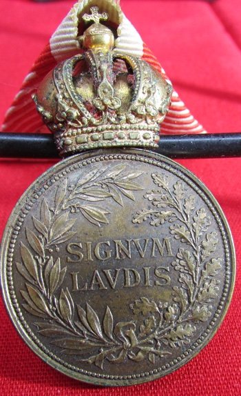  Austrian WWI Signum Laudis Medal, War Ribbon — image 4